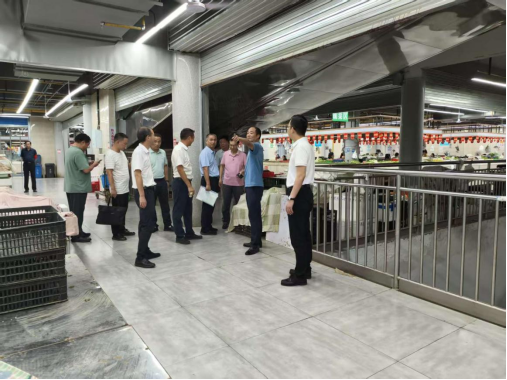 省商务厅调研组走访象山市场312.png